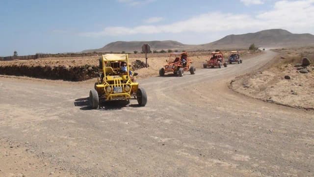 Thumbnail 3 of the excursion /fuerteventura/corralejobuggy/corralejobuggy1.webp