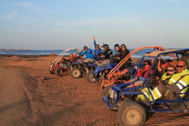Thumbnail 3 of the excursion /fuerteventura/buggys/buggy-stop.webp